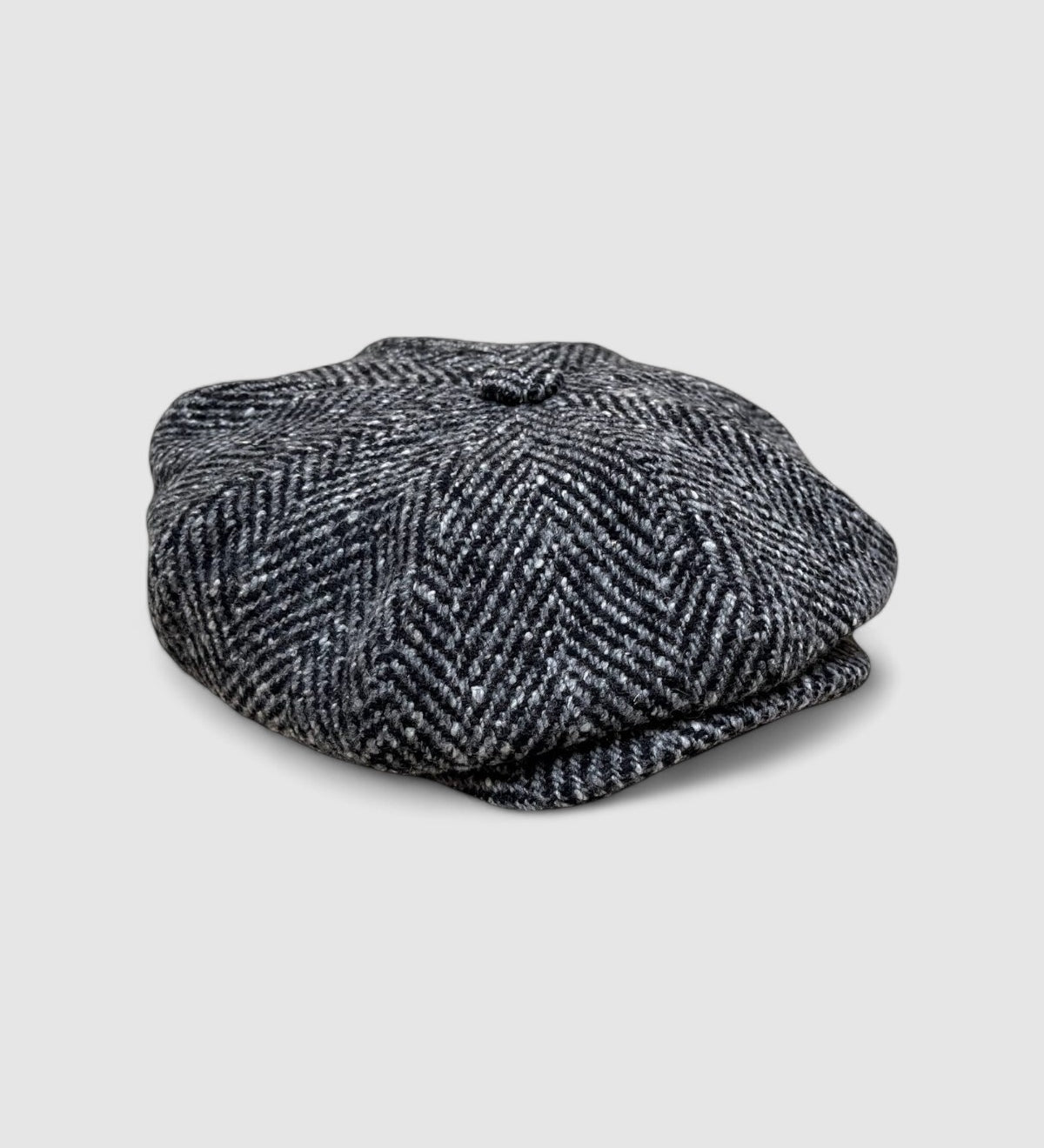 Oversized Bakerboy cap in black & white herringbone virgin wool — Finch’s Chess by Mister Miller, side view