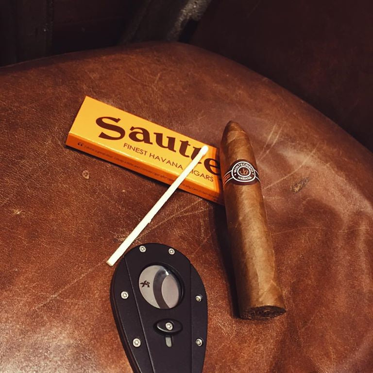 Albert’s Holy Smoke. The Bakerboy Cap with a Hidden Cigar Compartment