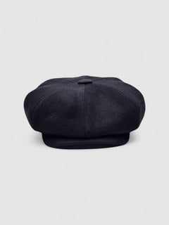 Oversized Bakerboy cap in black cashmere — Finch’s Ace by Mister Miller, front view