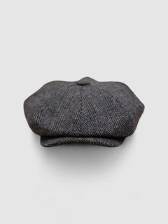 Oversized Bakerboy cap in grey Harris Tweed — Finch’s Gypsy by Mister Miller, front view